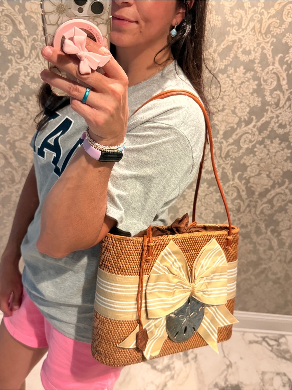 EUC Bosom Buddy Handwoven Straw Bag with Ribbon & Sand Dollar - Picture 12 of 14